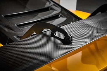Lotus Emira V6 — photo 8