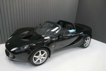 Lotus Elise Roadster — photo 9