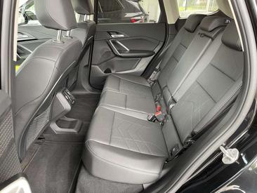 BMW IX1 XDrive30 — photo 12