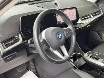BMW IX1 XDrive30 — photo 14
