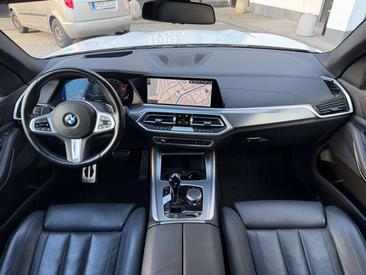 BMW X5 XDrive40i — photo 4