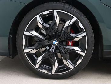 BMW Série 5 Touring 530e 2026 Vert — photo 20