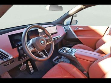 BMW IX XDrive60 — photo 6