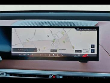 BMW IX XDrive60 — photo 13