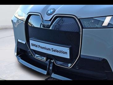 BMW IX XDrive60 — photo 27