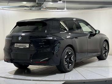 BMW IX XDrive40 — photo 3