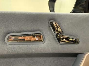 BMW IX XDrive40 — photo 18