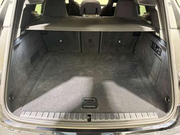 BMW IX XDrive40 — photo 20
