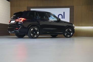 BMW iX3 — photo 13
