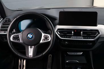 BMW iX3 — photo 18