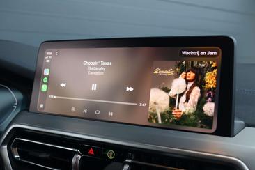 BMW iX3 — photo 22