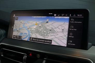 BMW iX3 — photo 36