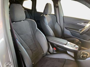 BMW IX1 XDrive30 — photo 12