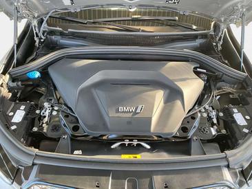 BMW IX1 XDrive30 — photo 16