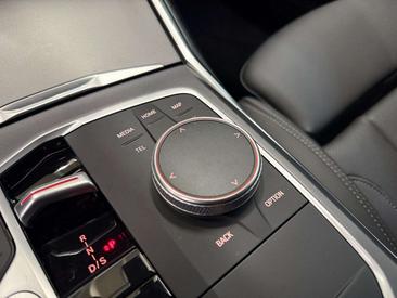 BMW Série 3 Touring 320d XDrive — photo 35