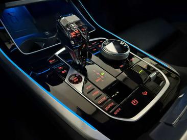 BMW X5 XDrive45e — photo 14