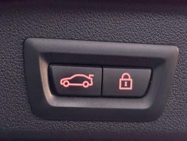 BMW X5 XDrive45e — photo 26