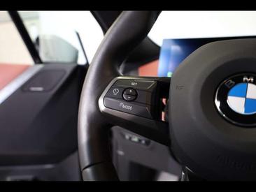 BMW IX XDrive60 — photo 13