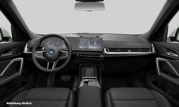 BMW IX1 XDrive30 — photo 2