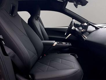 BMW IX XDrive40 — photo 7