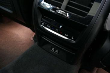 BMW X3 XDrive20i — photo 10