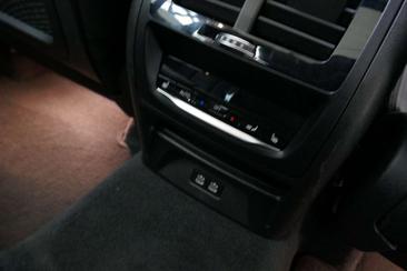BMW X3 XDrive20i — photo 17