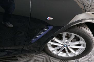BMW X3 XDrive20i — photo 39