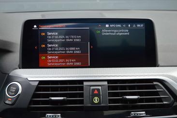 BMW X4 Coupé SUV XDrive20i — photo 29