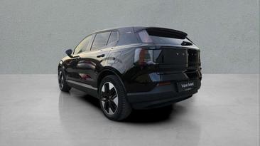 Volvo EX30 Single Motor Extended Range — photo 2