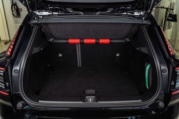 Volvo EX30 Single Motor Extended Range — photo 9