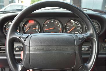 Porsche 911 Carrera 2 — photo 6