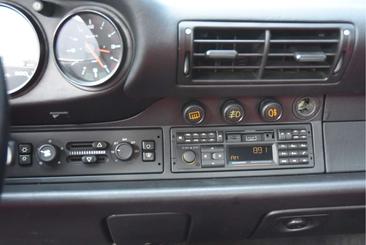 Porsche 911 Carrera 2 — photo 8