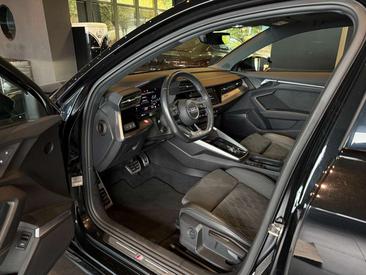 Audi S3 Sportback TFSI — photo 14