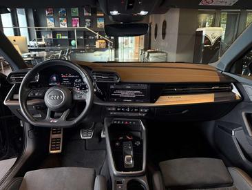 Audi S3 Sportback TFSI — photo 17