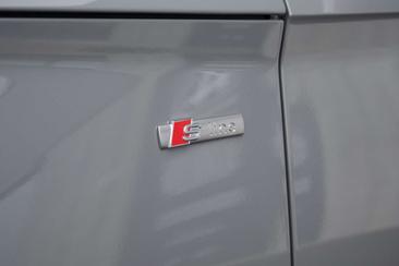 Audi Q5 55 TFSI E Quattro — photo 10