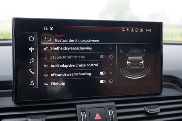 Audi Q5 55 TFSI E Quattro — photo 26