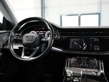 Audi Q8 TFSI E 55 E Quattro — photo 17