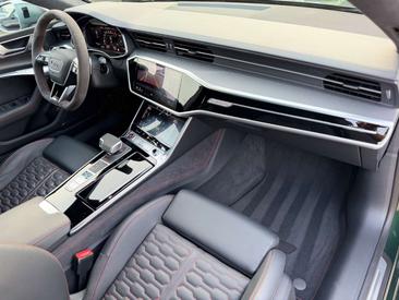 Audi RS7 — photo 26