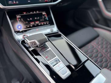 Audi RS7 — photo 29