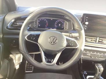 Volkswagen T-Roc 1.5 TSI — photo 11