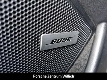 Porsche 911 Cabriolet Carrera — photo 16