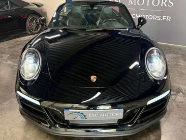 Porsche 911 Carrera 4 GTS — photo 22