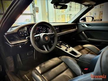 Porsche 911 Cabriolet Carrera 4S — photo 16