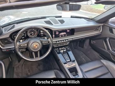 Porsche 911 Cabriolet Carrera — photo 30