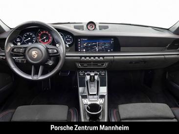 Porsche 911 Cabriolet Carrera GTS — photo 16