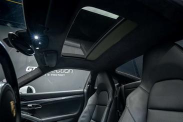 Porsche 911 Carrera S — photo 16