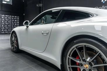 Porsche 911 Carrera S — photo 24