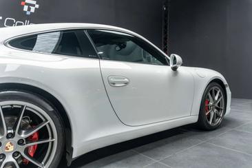 Porsche 911 Carrera S — photo 42