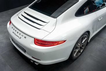 Porsche 911 Carrera S — photo 48