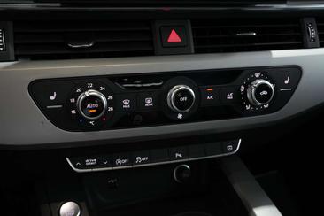Audi A5 Sportback 35 TDI — photo 26